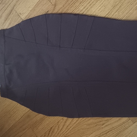 Burgundy long bandage skirt - Picture 4 of 6